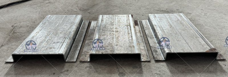 “211 Omega Bracket Roll Forming Machine Automatic Galvanized Steel Omega Profile Making Machine for Russia Solar Structure 211 Omega Bracket Roll Forming Machine Automatic Omega Profile Manufacturing”